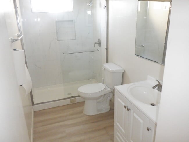 Foto del edificio - 8853 Stardust Ln