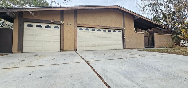 Foto del edificio - 818 Sherri St