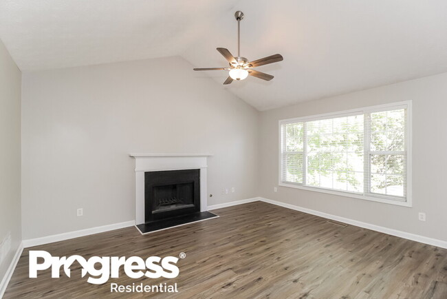 Building Photo - 4927 Lighthouse Pointe