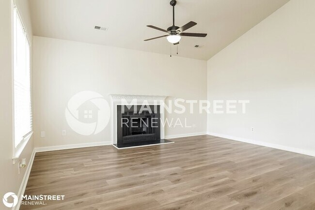 Building Photo - 4406 PLEASANT VALLEY RD, GREENSBORO, NC 27406