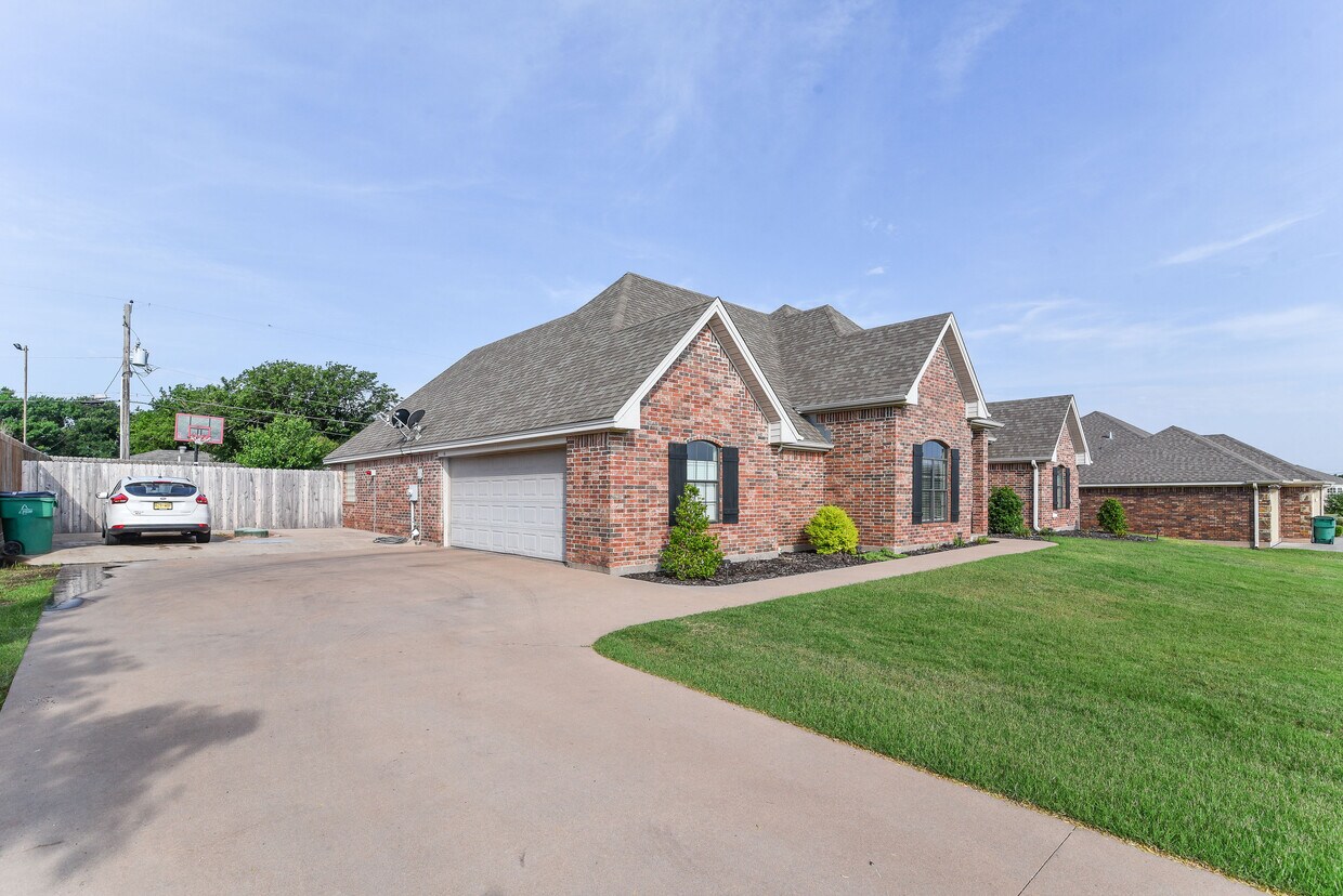 30 Margie St, Wichita Falls, TX 76308 House for Rent in Wichita Falls