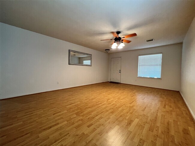 Foto del edificio - 710 Cape Cottage Ln