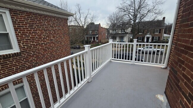 Foto del edificio - 4418 Cutshaw Ave