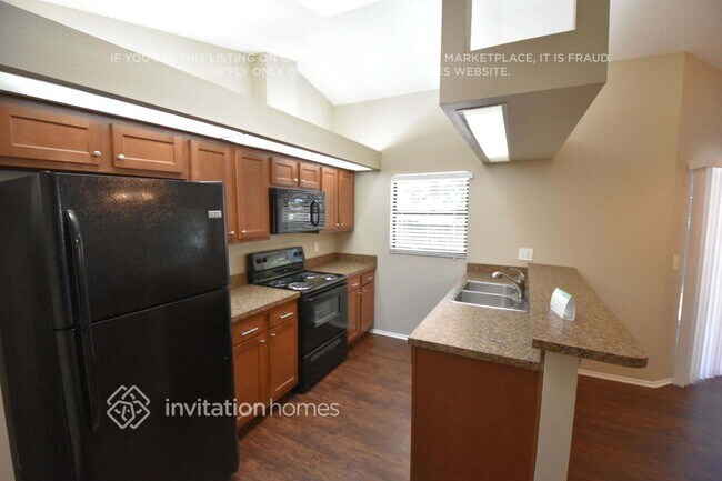 Foto del edificio - 6408 63rd St E