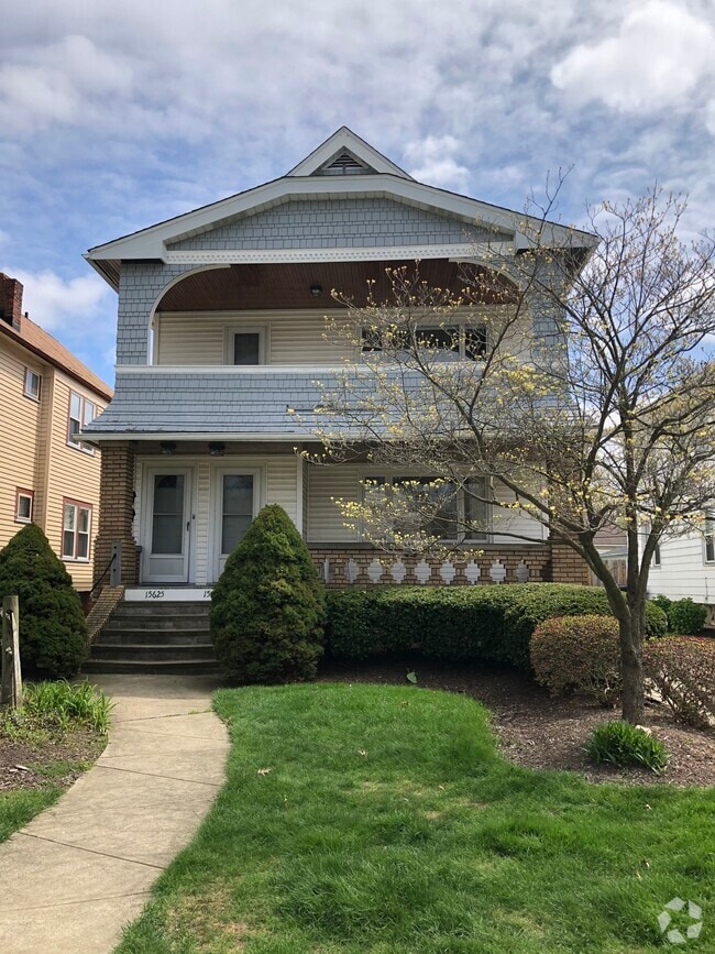 Building Photo - 15625 Delaware Ave