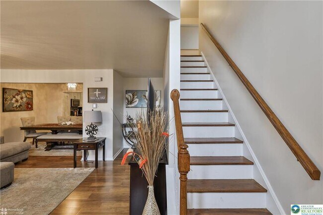 Foto del edificio - 204 Ridings Cir