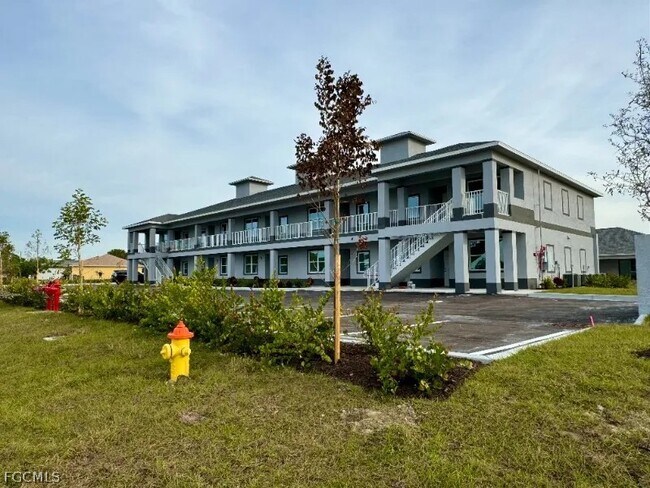 Foto del edificio - 746 SW 8th Terrace