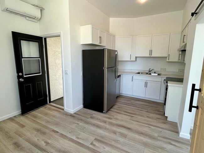 Foto del edificio - 1 Bedroom 1 Bath in Kensington
