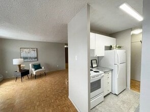 Building Photo - Parkview Apartments