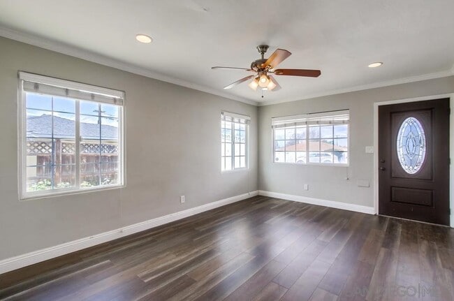 Building Photo - 6327 Newsome Dr