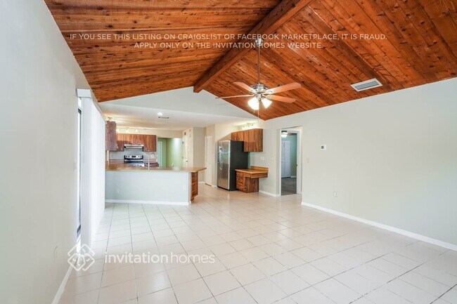 Foto del edificio - 3731 Aster Dr