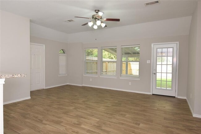 Building Photo - 5703 Picacho Ln