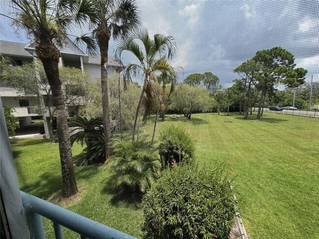 Foto del edificio - 5557 Sea Forest Dr