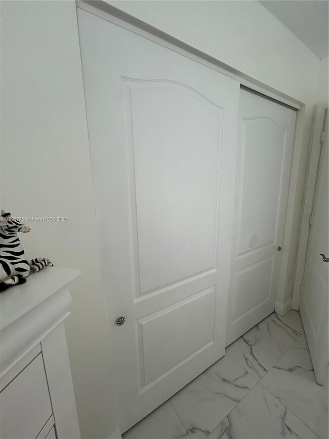 Foto del edificio - 16620 SW 101st Terrace