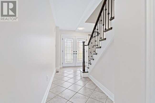 Building Photo - 128 Dominion Gardens Dr