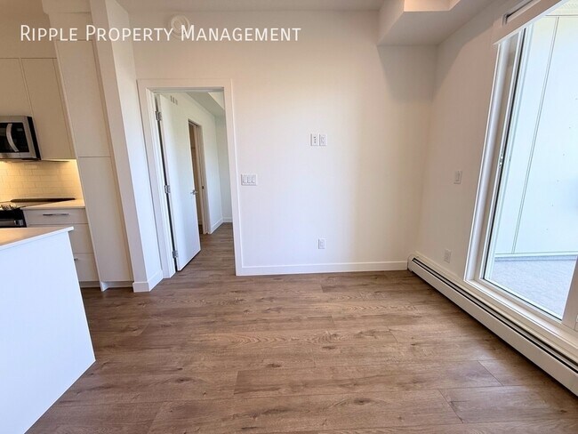 Building Photo - MODERN BRAND NEW 2 BEDS, 2 BATHS CONDO | PRIME CORNERSTONE LOCATION