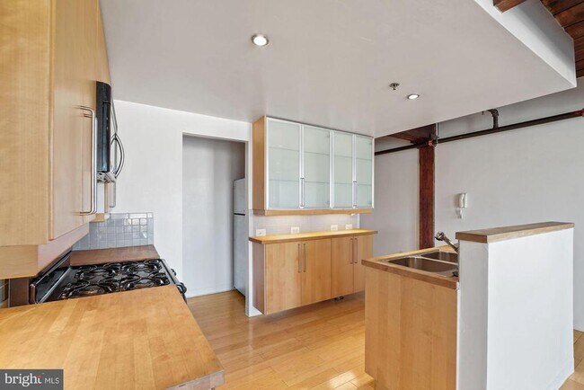 Foto del edificio - 1210 N Palethorp St