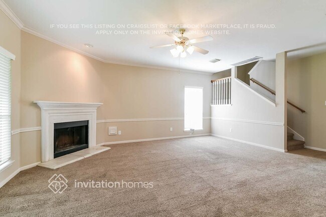 Building Photo - 11907 Lakewood Hills Dr