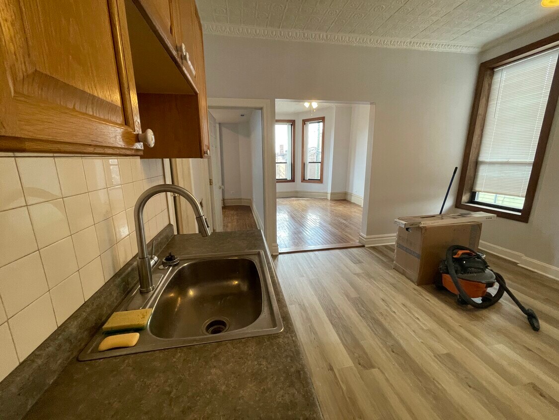 Primary Photo - 2347 W 24th Pl