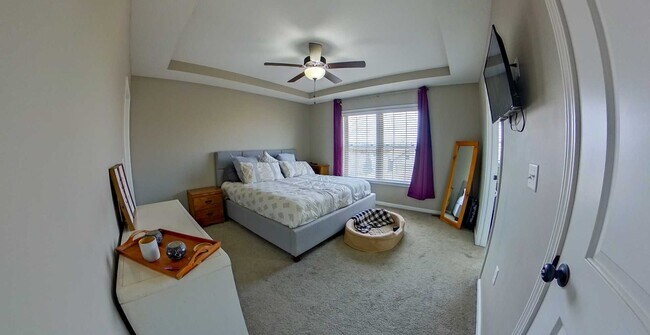 Foto del edificio - 3D Tour Available - West Side + Fenced-in Yard + Attached 2-Car Garage + Washer-Dryer Included! A...