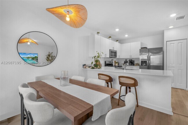 Foto del edificio - 5075 SW 37th St