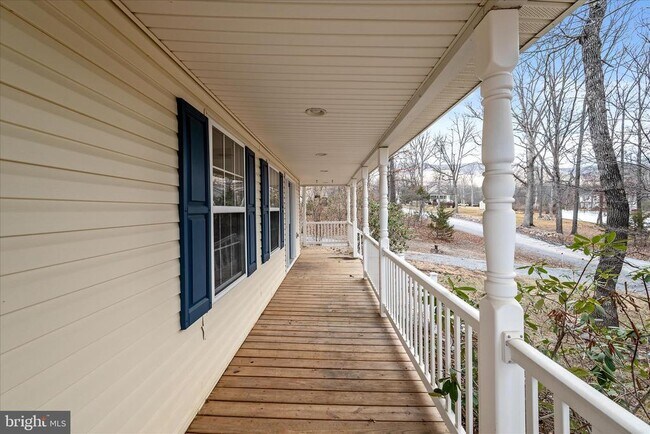 Building Photo - 209 Winchester Dr