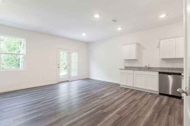 Building Photo - Newly Constructed 3/2.5 Townhome w/ Privat...