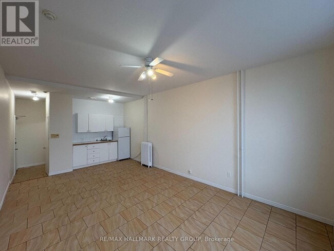 Building Photo - 307 Dalhousie St