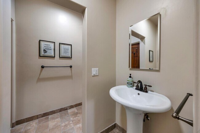 Foto del edificio - 14598 E Corrine Dr