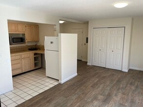 Building Photo - 410 Ellwood Beach Dr