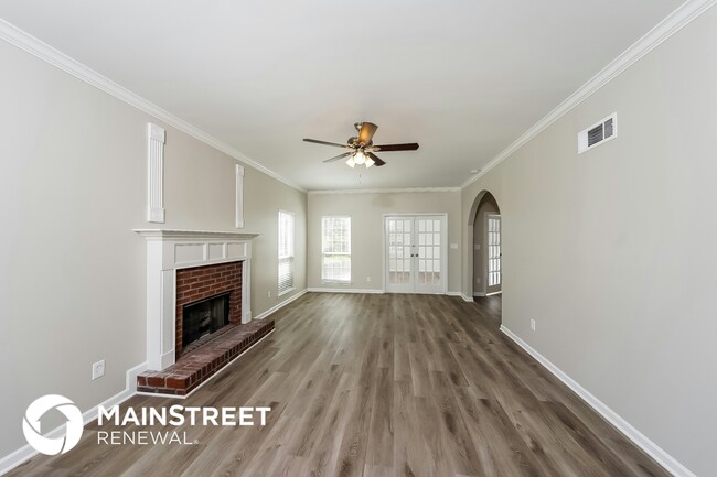 Foto del edificio - 6127 Hidden Brook Dr
