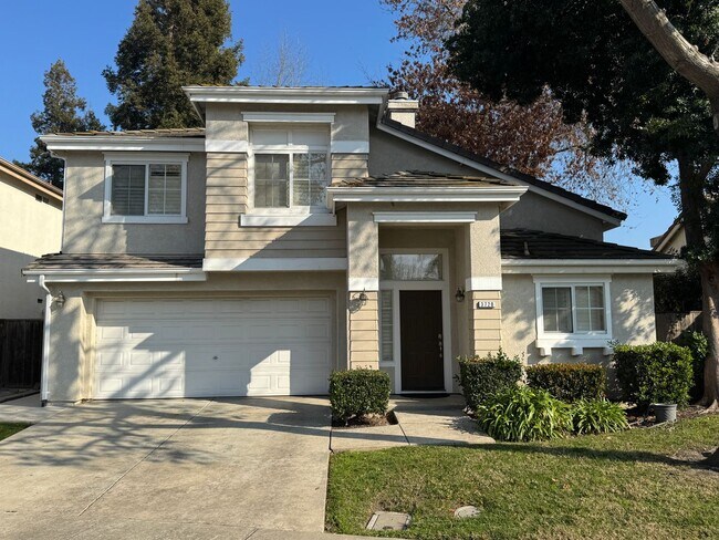 Building Photo - Beautiful Brookside Home Coming Soon!