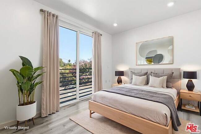 Foto del edificio - 11408 Sarah St