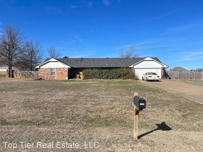 Building Photo - 3 br, 2 bath House - 2009 Sheila Dr