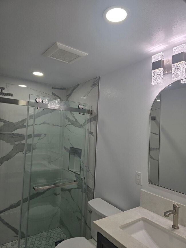 Foto del edificio - Cozy Unit in Westminster for Lease