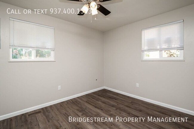 Foto del edificio - 2 bedroom, 1 bath ranch apartment in Huber...