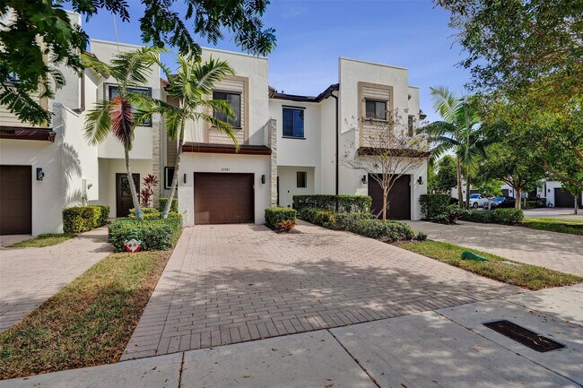 Foto del edificio - 20741 NE 5th Ct