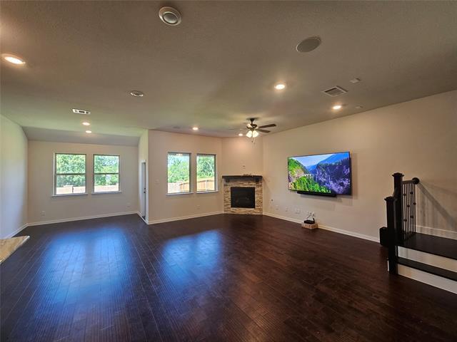 Building Photo - 1005 Baybrook Ln