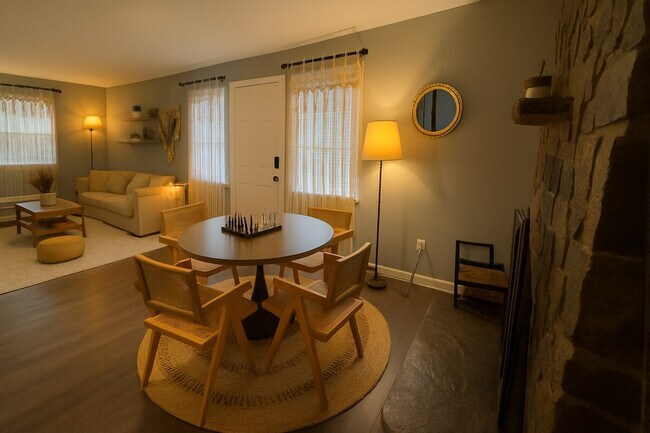 Foto del edificio - 1167 Cubbage Hollow Rd