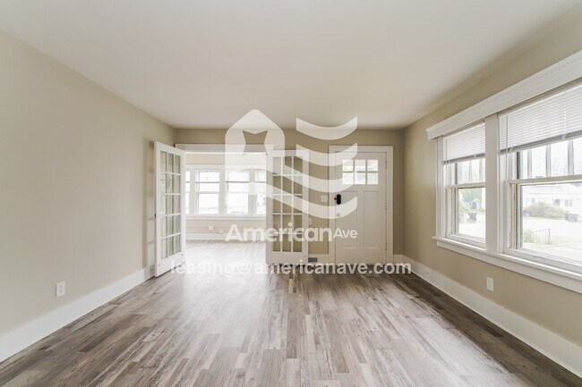 Foto del edificio - 1305 N Meade St