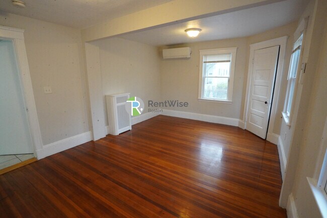 Foto del edificio - 151 Dudley St