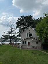 Building Photo - 1809 N Woodlawn Park Ave