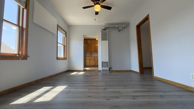 Foto del edificio - 3340 S Parnell Ave