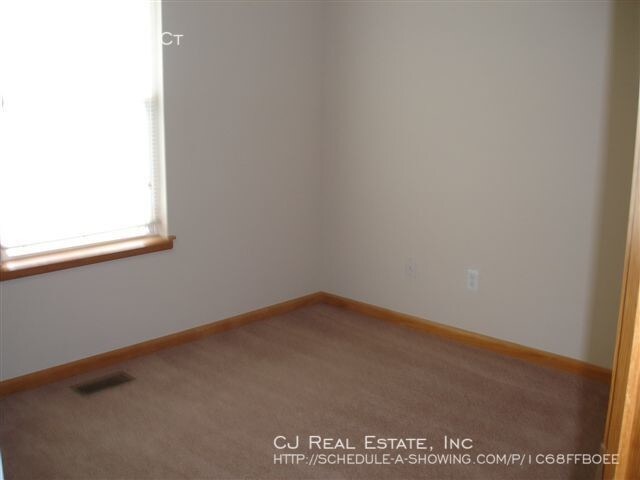 Foto del edificio - 5105 Hardy Ct