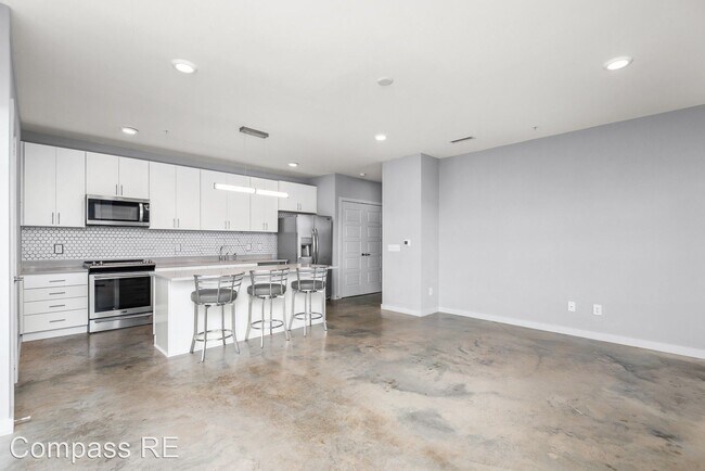 Building Photo - 2 br, 2 bath House - 701A Cleo Miller Dr.