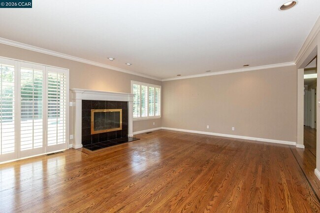 Building Photo - 432 Stonefield Pl