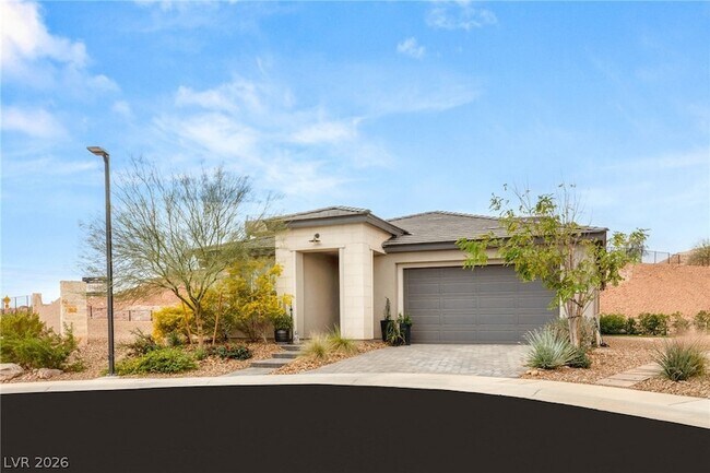 Foto del edificio - 6 Sun Lily Ln