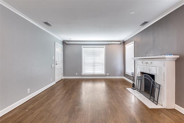 Foto del edificio - 1128 N Riverside Dr