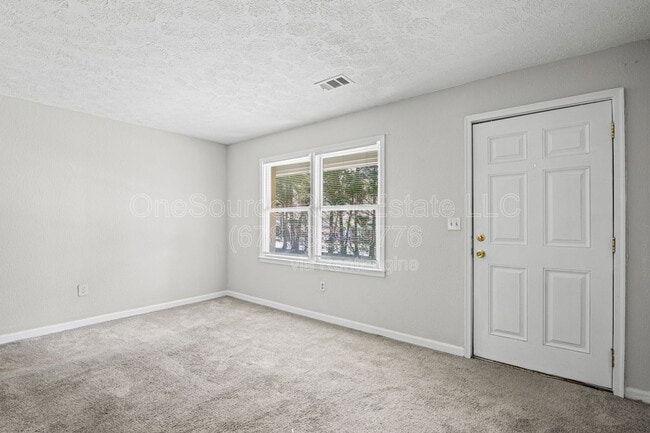 Foto del edificio - 13 Hearthwood Ct