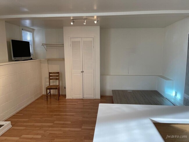 Foto del edificio - 1735 Dolores St